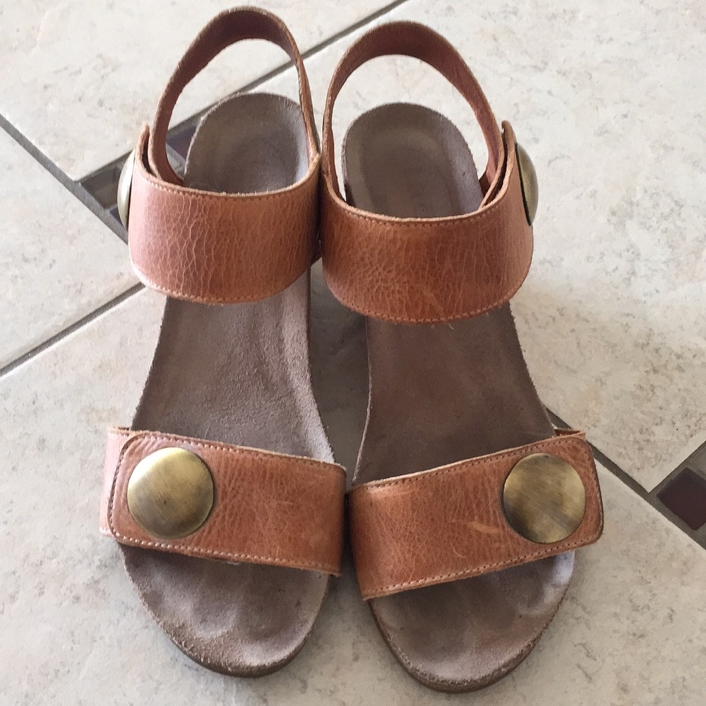 Taos Carousel 2 Sandal, Camel 38